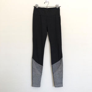 Danskin NOW Black and Gray Athletic Skinny Legging